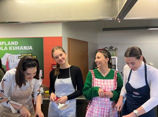 Cooking workshop.jpeg